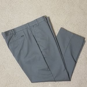Izod Men's Dress Pants